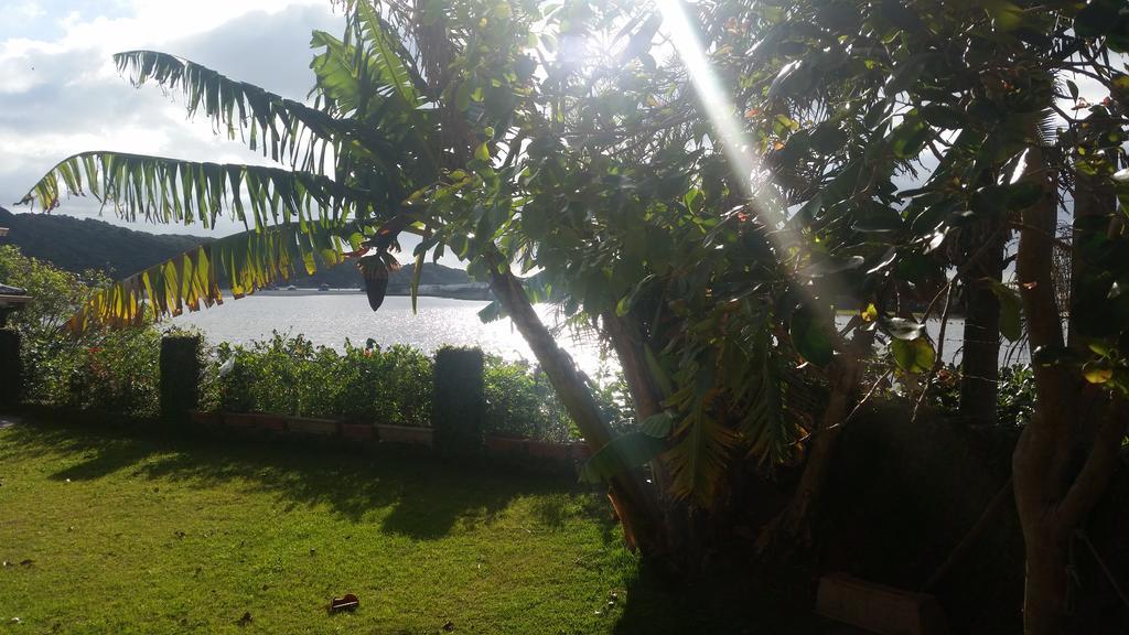 Villa Casa da Márcia - Guarda do Embaú Esterno foto